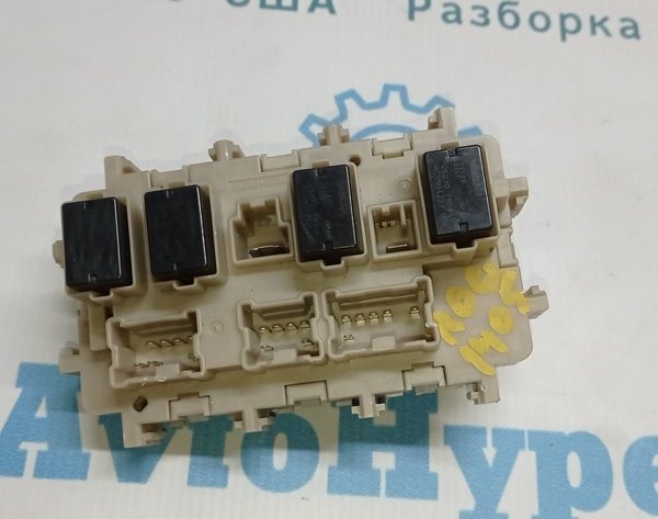 Блок предохранителей подторпедный Nissan Rogue 14- (05) 24350-4CL0B