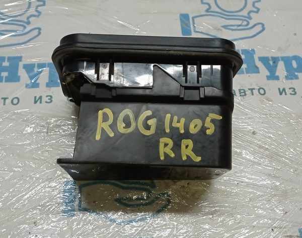 Щиток вентиляции правый Nissan Rogue 14- 76804-9UE0A