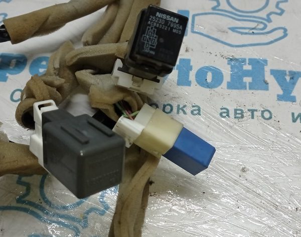 Проводка моторная Nissan Rogue 14- (05) с блоком предохранителей 240124BA0A