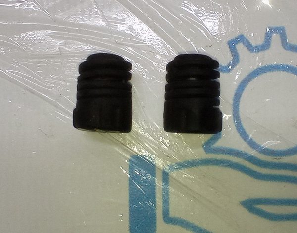 Отбойник капота Nissan Rogue 14- 62840-7S00A