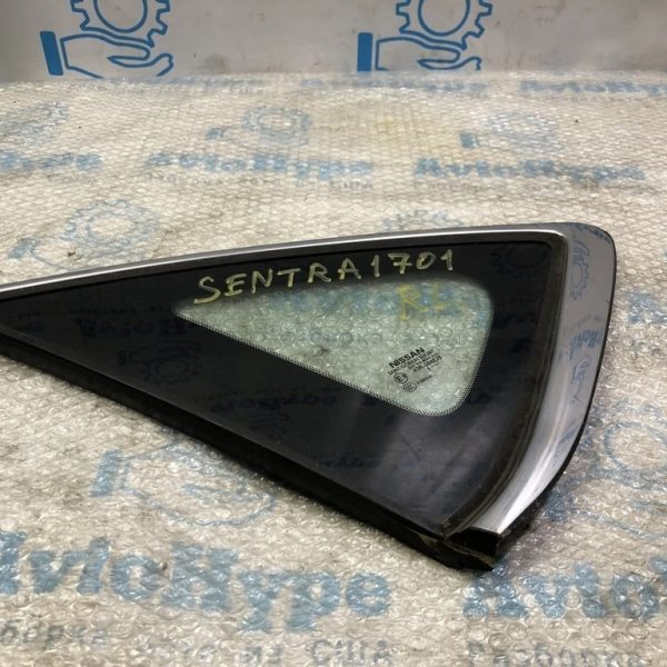 Форточка (глухое стекло) задняя левая Nissan Sentra 13-19 83301-3SG0A
