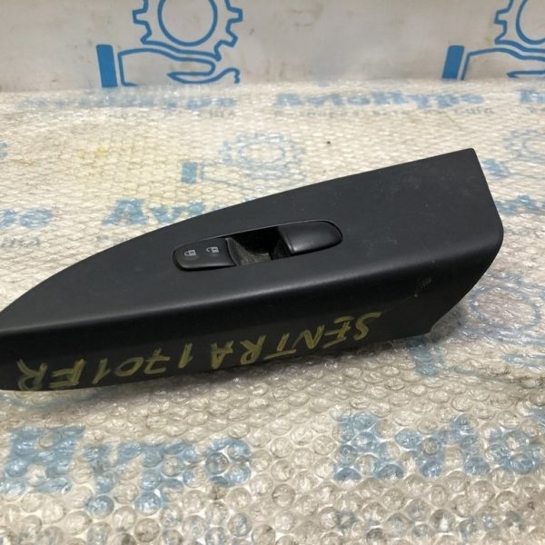 Управление стеклоподъемником перед прав Nissan Sentra 15-19 25411-1KA5A