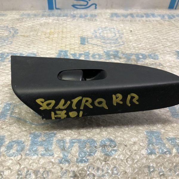 Управление стеклоподъемником зад прав Nissan Sentra 15-19 25411-1KL5A