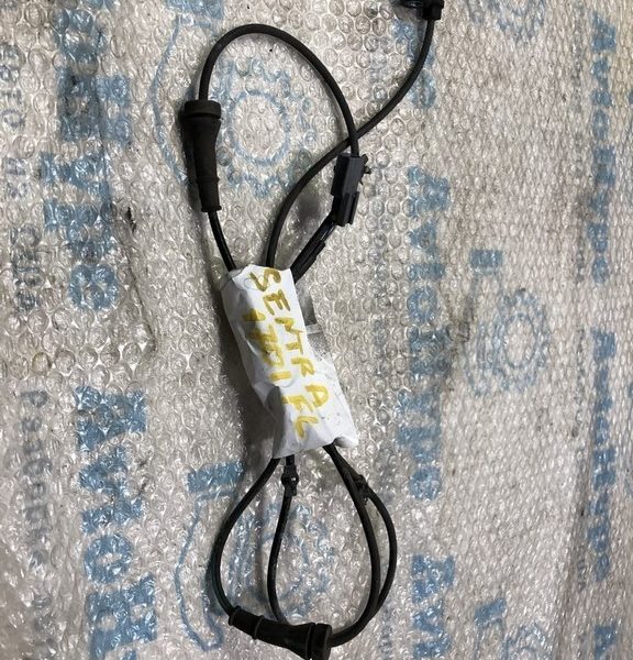 Датчик ABS перед лев Nissan Sentra 13-19 47910-3DA0A