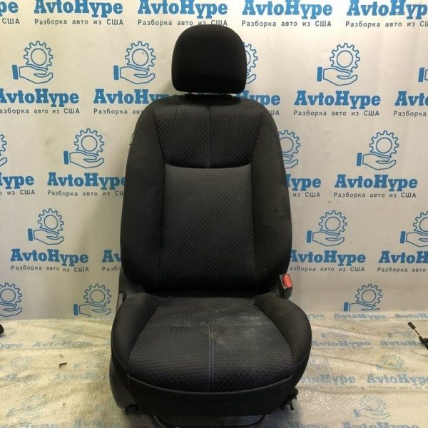 Пассажирское сидение Nissan Sentra 13-19 без airbag, тряпка черн (01) синяя строчка  87601-9AM2A