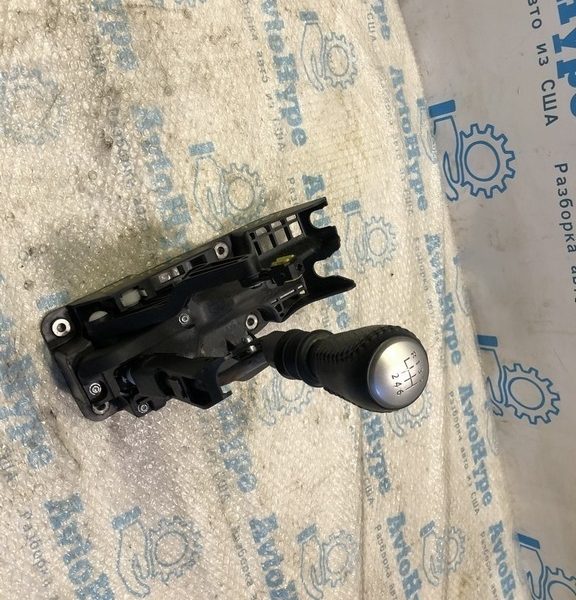 Кулиса переключения МКПП  Nissan Sentra 15-19 черная,с ручкой (01) 341011KG0B