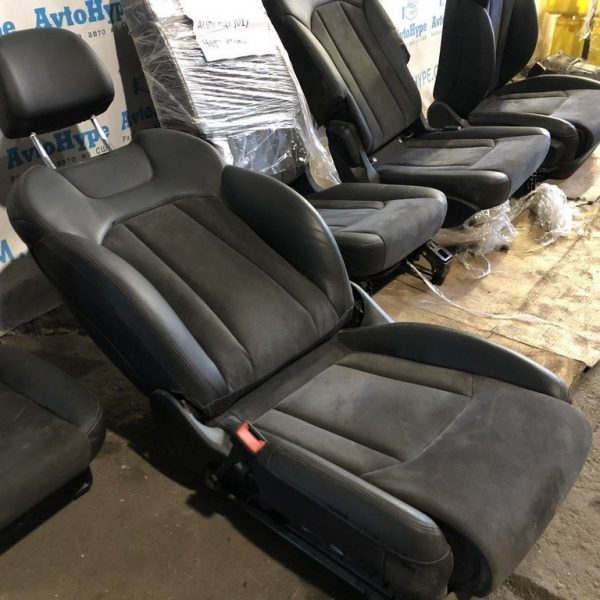 Водительское сидение Audi Q7 4M 15- алькантара черн