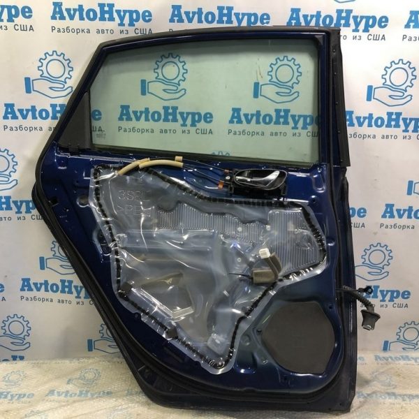 Уплотнитель двери зад лев Nissan Sentra 15-19 82831-4AF2A