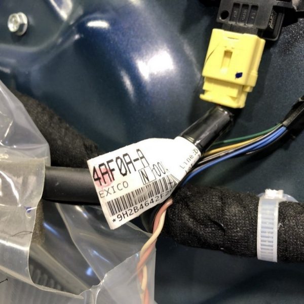 Проводка двери перед лев Nissan Sentra 15-19