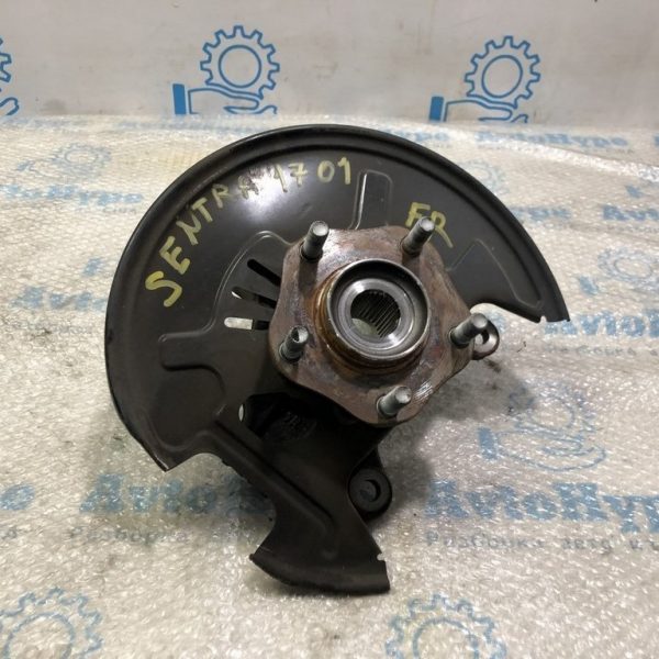 Цапфа  перед прав Nissan Sentra 13-19 1,6 1.8 без ступицы 40014-1KA1A