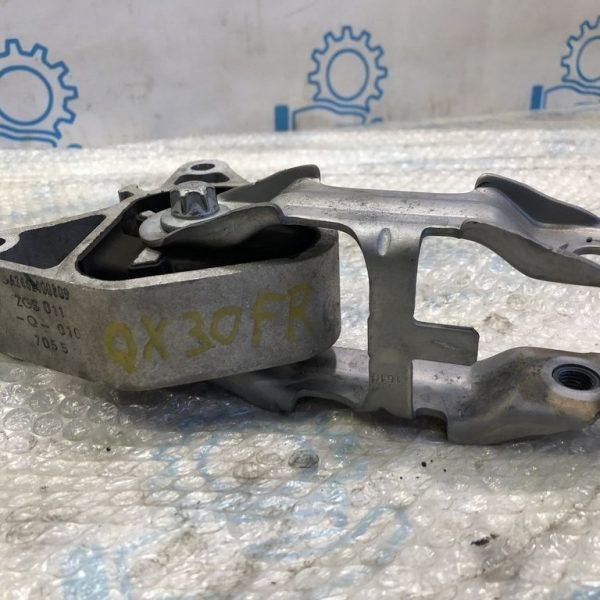 Подушка двигателя верх Infiniti QX30 17- 113505DA0A