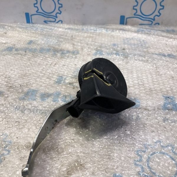 Сигнал прав Infiniti QX30 17- L (01) деф.треснута улитка 256205DA1A