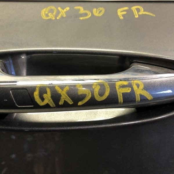 Ручка двери внешняя перед прав keyless Infiniti QX30 17- 806405DB0A