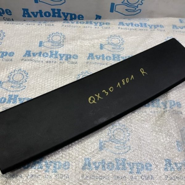 Обшивка двери багажника верх Infiniti QX30 17- 909005DA0A