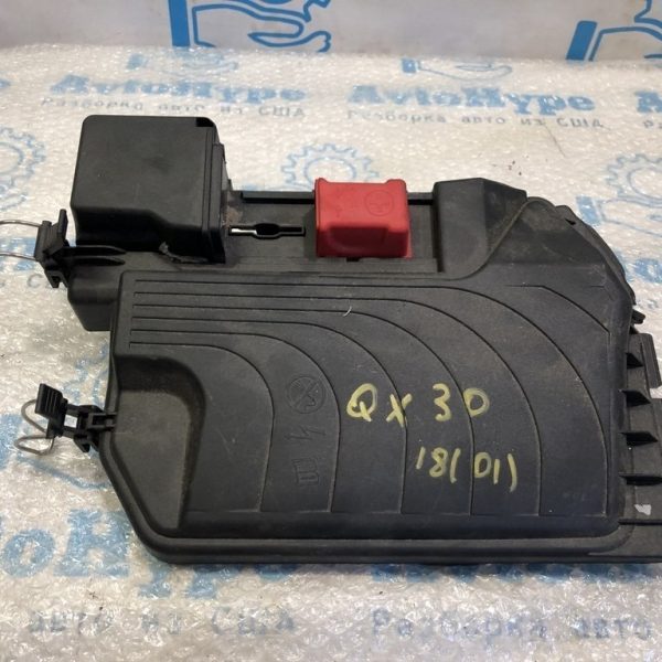 Крышка блока предохранителей Infiniti QX30 17- A2465410905