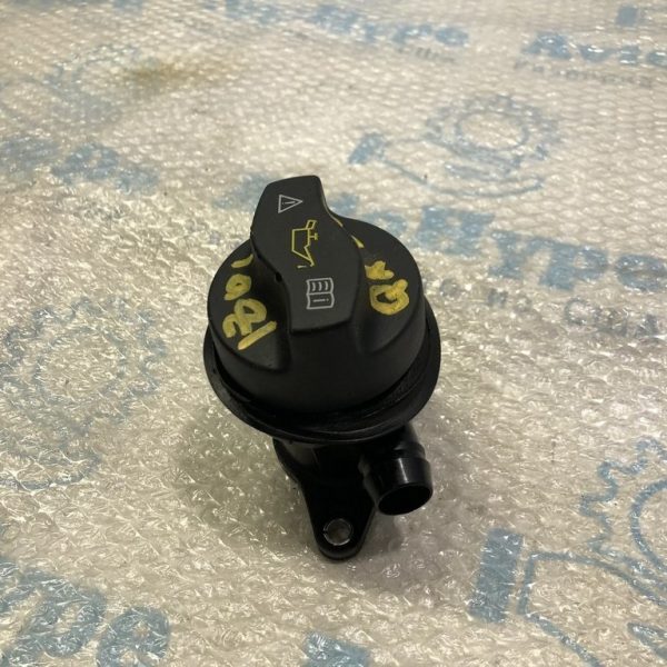 Маслозаливная пробка Infiniti QX30 17-