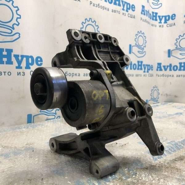 Ролик с кронштейном Kia Optima 16-