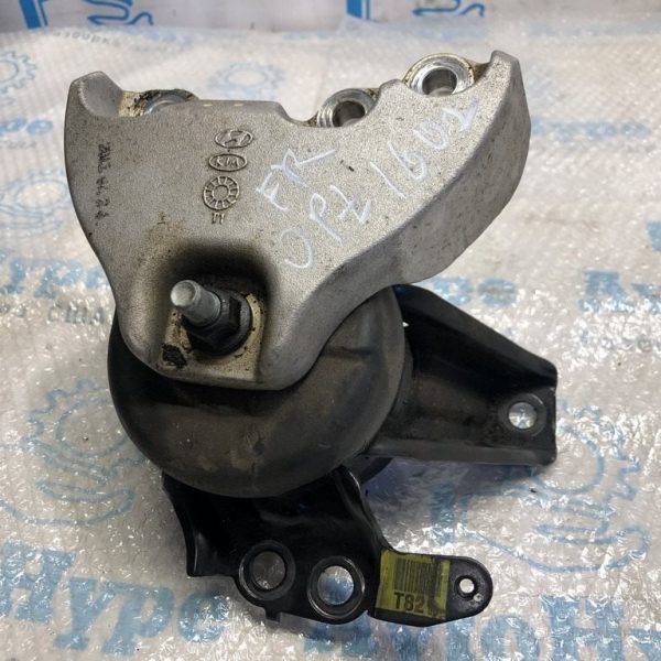 Кронштейн двигателя правый Kia Optima 16- 2.4 21670-2GGB0