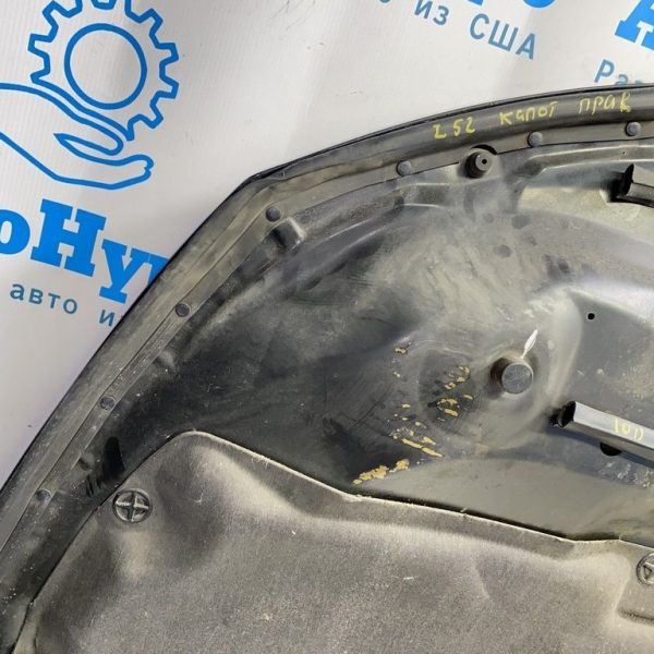 Уплотнитель капота правый Nissan Murano z52 15-