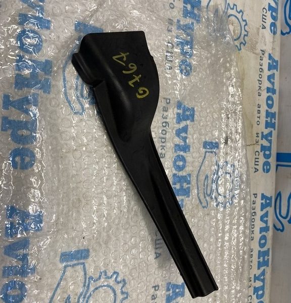 Уплотнитель решетки дворников лев Nissan Murano z52 15- 668955BC0A