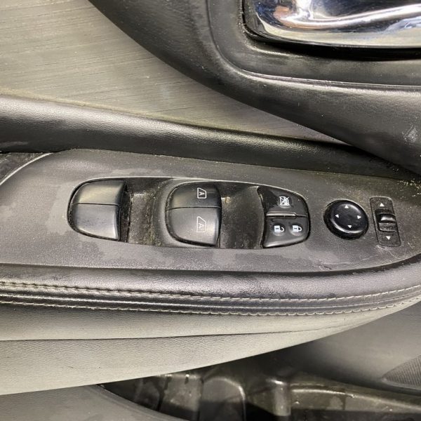 Управление стеклоподъемником перед лев Nissan Murano z52 15- 254015AB0A