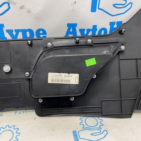 Накладка центральной консоли лев Nissan Murano z52 15- черн 969065AA0A