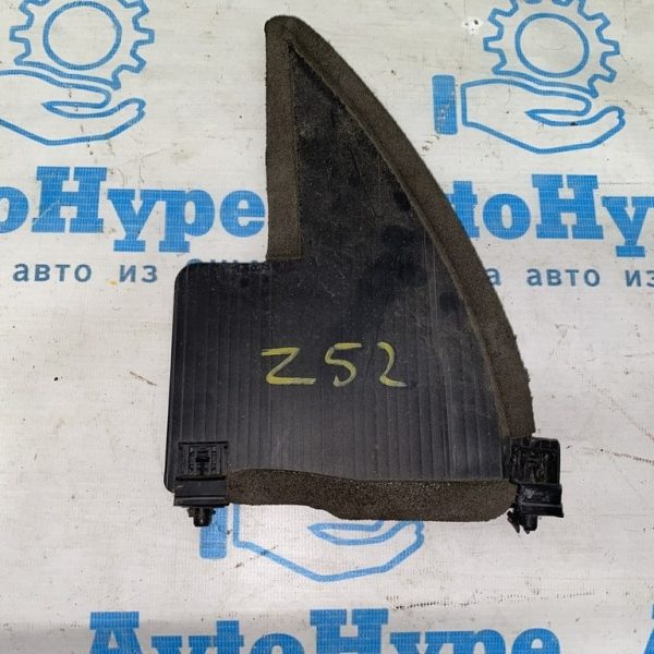 Треугольник дефлектора радиатора лев Nissan Murano z52 15-