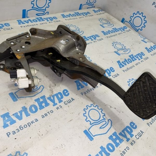 Педаль тормоза Nissan Murano z52 15- 46501-5AA0B