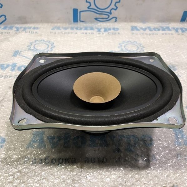 Динамик задней полки лев Nissan Sentra 13-19 281573TA1D