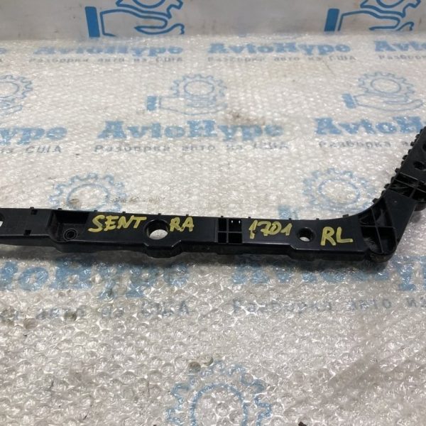 Крепление заднего бампера левое Nissan Sentra 13-19 85227-3SH0A