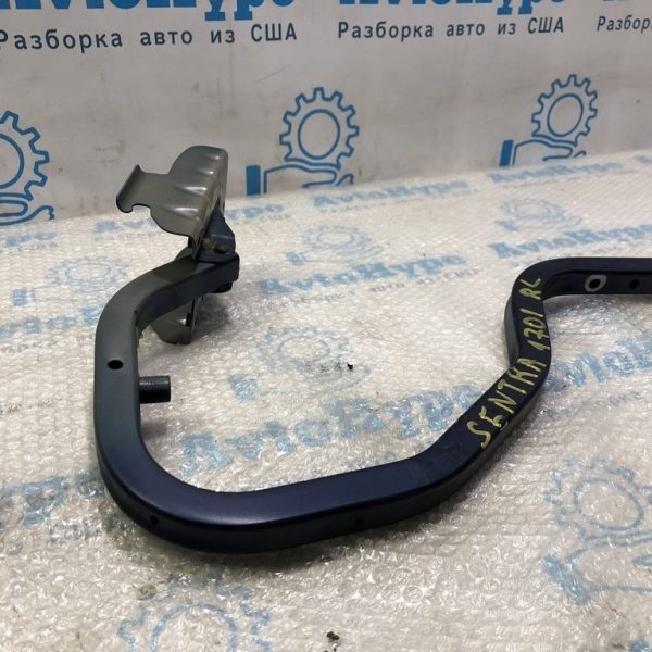 Петля двери багажника левая Nissan Sentra 13-19 H4400-3SGMA