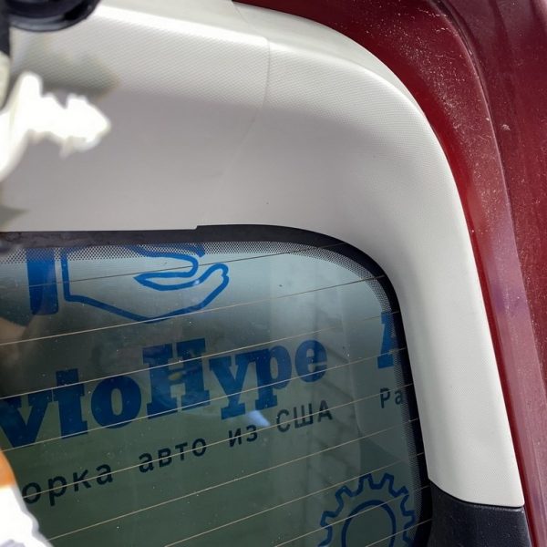 Обшивка двери багажника левая Ford Escape MK3 13- серая CJ5Z-7842411-AA