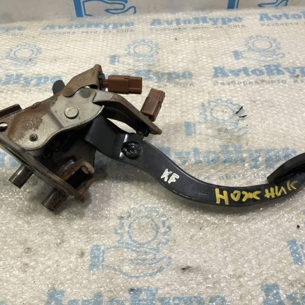 Педаль ручника Nissan Sentra 15-19 46501-3RA0B