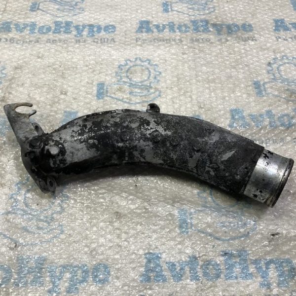 Молдинг дверь-стекло центральный зад прав Nissan Murano z52 15- 828205BC0A