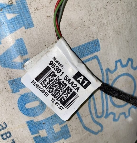 Топливная рейка Nissan Sentra 15-19 1.6 (01) подгорела немного