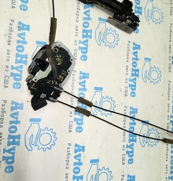 Замок двери зад лев Nissan Murano z52 15- 82501-5AA0E