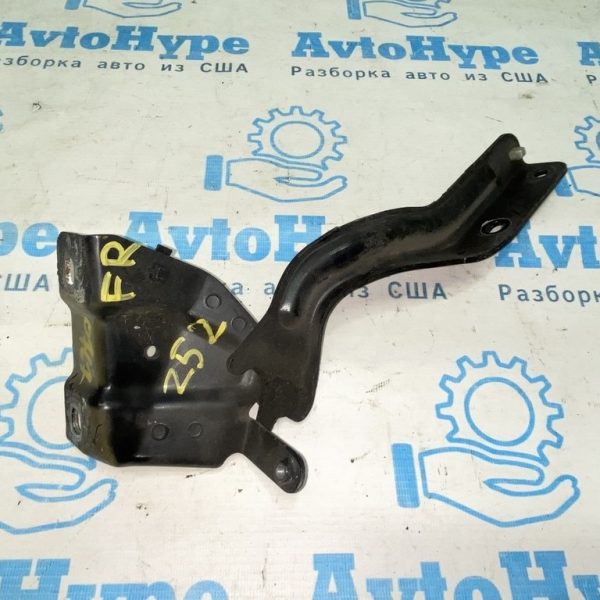 Петля капота правая Nissan Murano z52 15- 654005AA0A