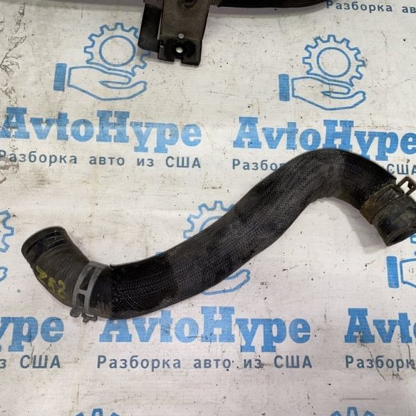 Патрубок охлаждения нижний Nissan Murano z52 15- 21503-5AA0A