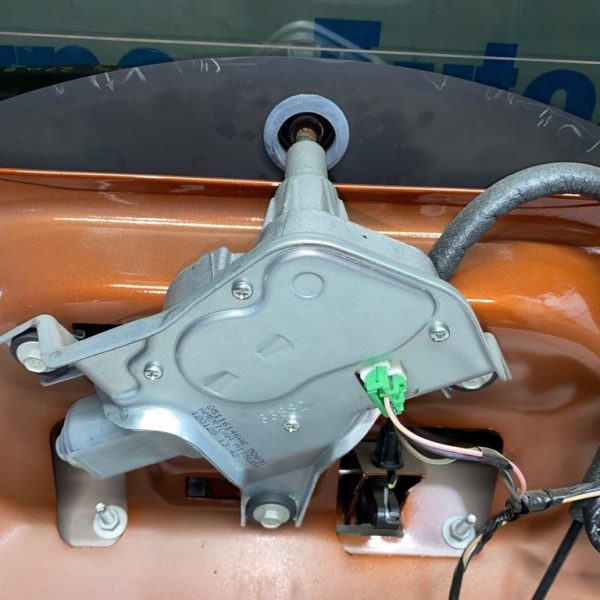 Трапеция дворников с моторчиком зад Jeep Compass 11-16 5116146AE