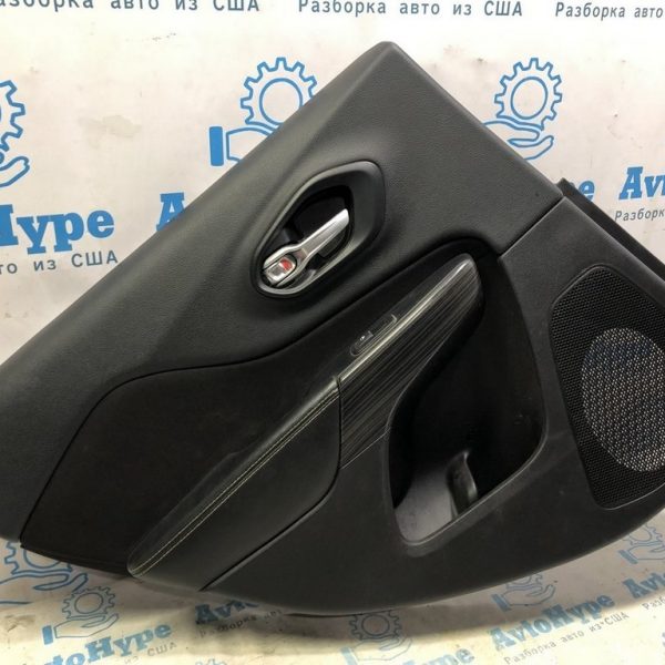 Обшивка двери (карточка) зад лев Jeep Cherokee KL 14- черн (02) 6MD211X9AB