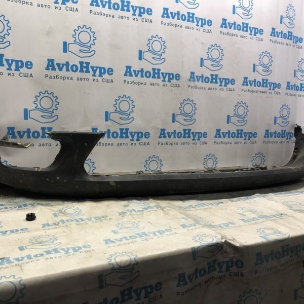 Бампер передний голый нижняя часть Jeep Cherokee KL 14-18 дорест (02) деф.под пайку справа 68203213AB