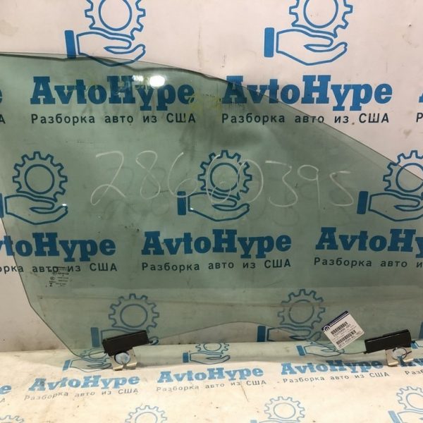 Стекло двери перед прав Jeep Cherokee KL 14- 68104584AC