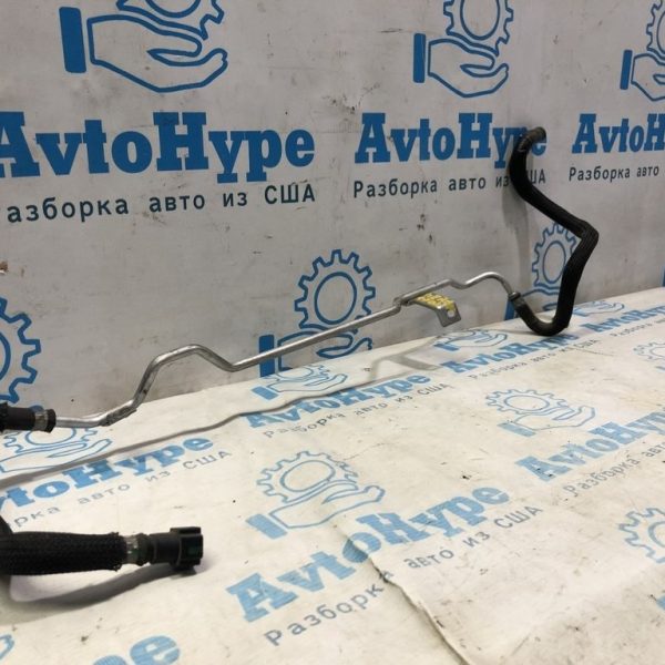 Патрубок вентиляции картера Jeep Cherokee KL 14- 2.4 05047655ab