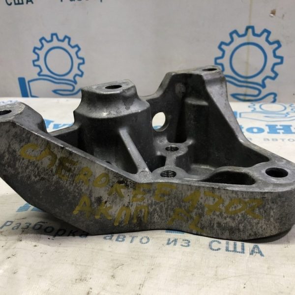 Кронштейн опоры коробки передач Jeep Cherokee KL 14- 2.4 68141735AC