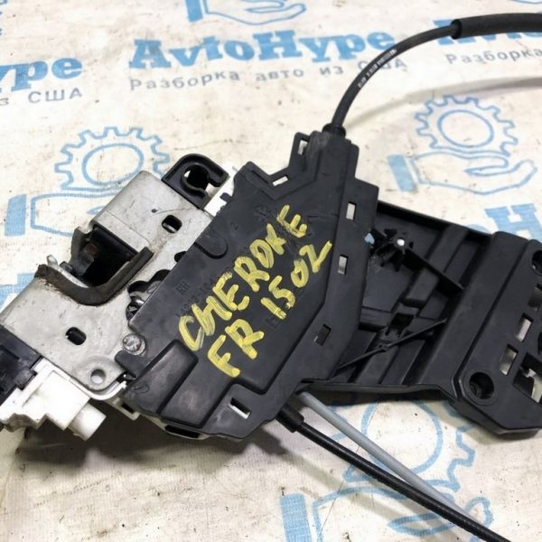 Замок двери перед прав Jeep Cherokee KL 14- 4589916AG