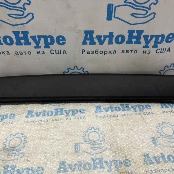 Обшивка двери багажника верхняя Ford C-max MK2 13- черная AM51R46404ABW