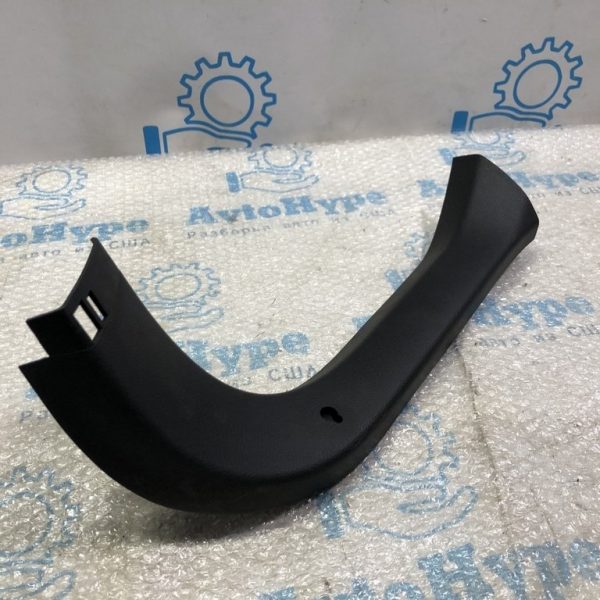 Обшивка двери багажника прав Ford C-max MK2 13- черная AM51R42906AEW