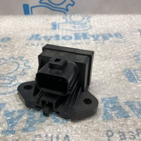 Блок управления топливным насосом Ford C-max MK2 13- AU5A9D370GA