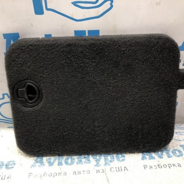 Лючок пола черн Ford C-max MK2 13- первый dm51r13w052ac35b8