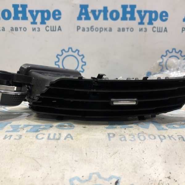 Воздуховод/дефлектор торпеды центральный левый Ford C-max MK2 13- CJ54S014L21